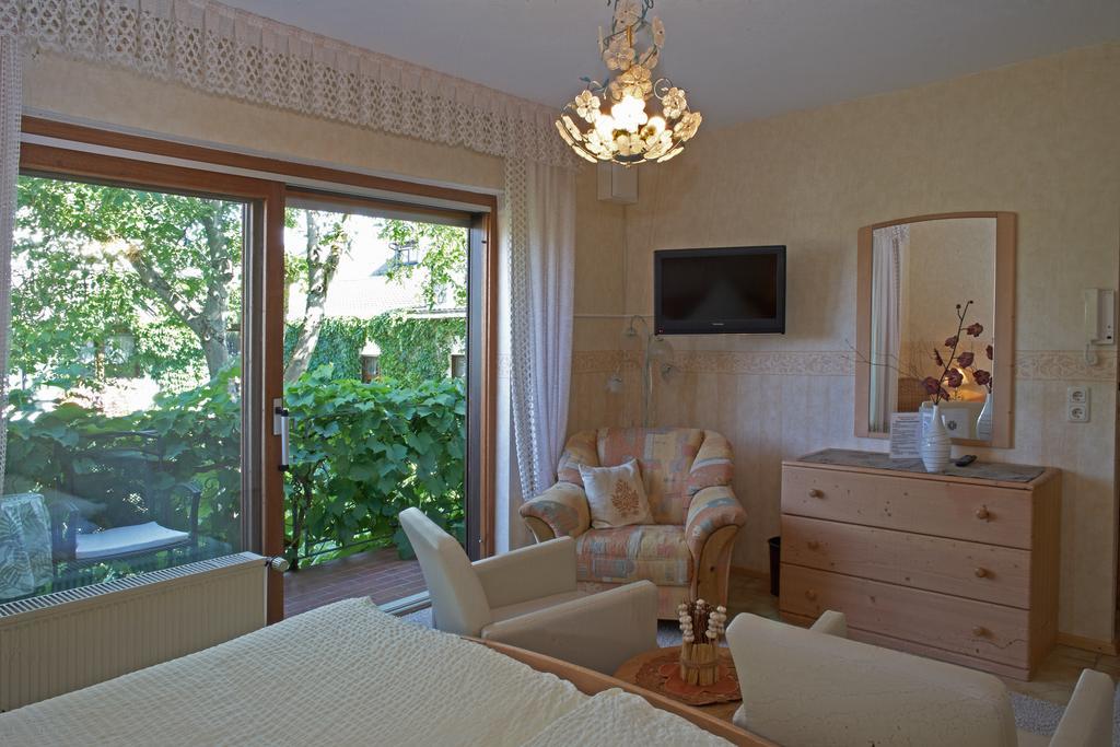 Maischeider Hof Kleinmaischeid Стая снимка